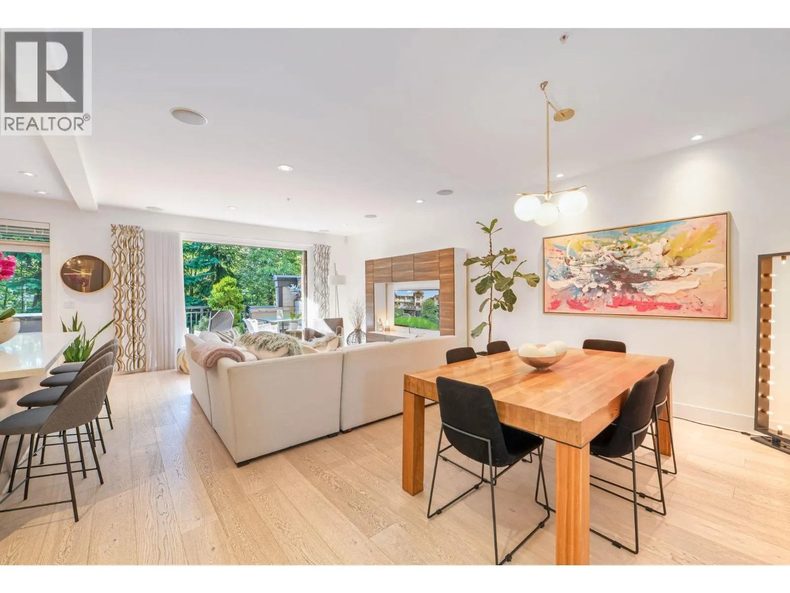 20 555 RAVEN WOODS DRIVE