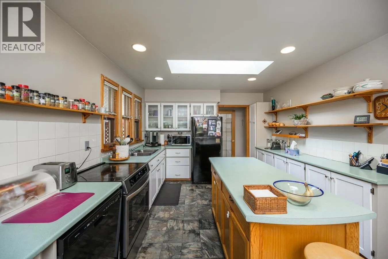 2925 BESSBOROUGH PLACE