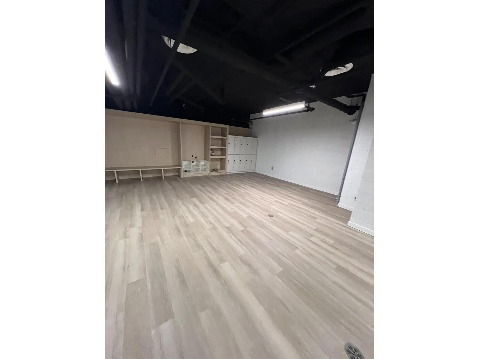 411 13788 76 AVENUE