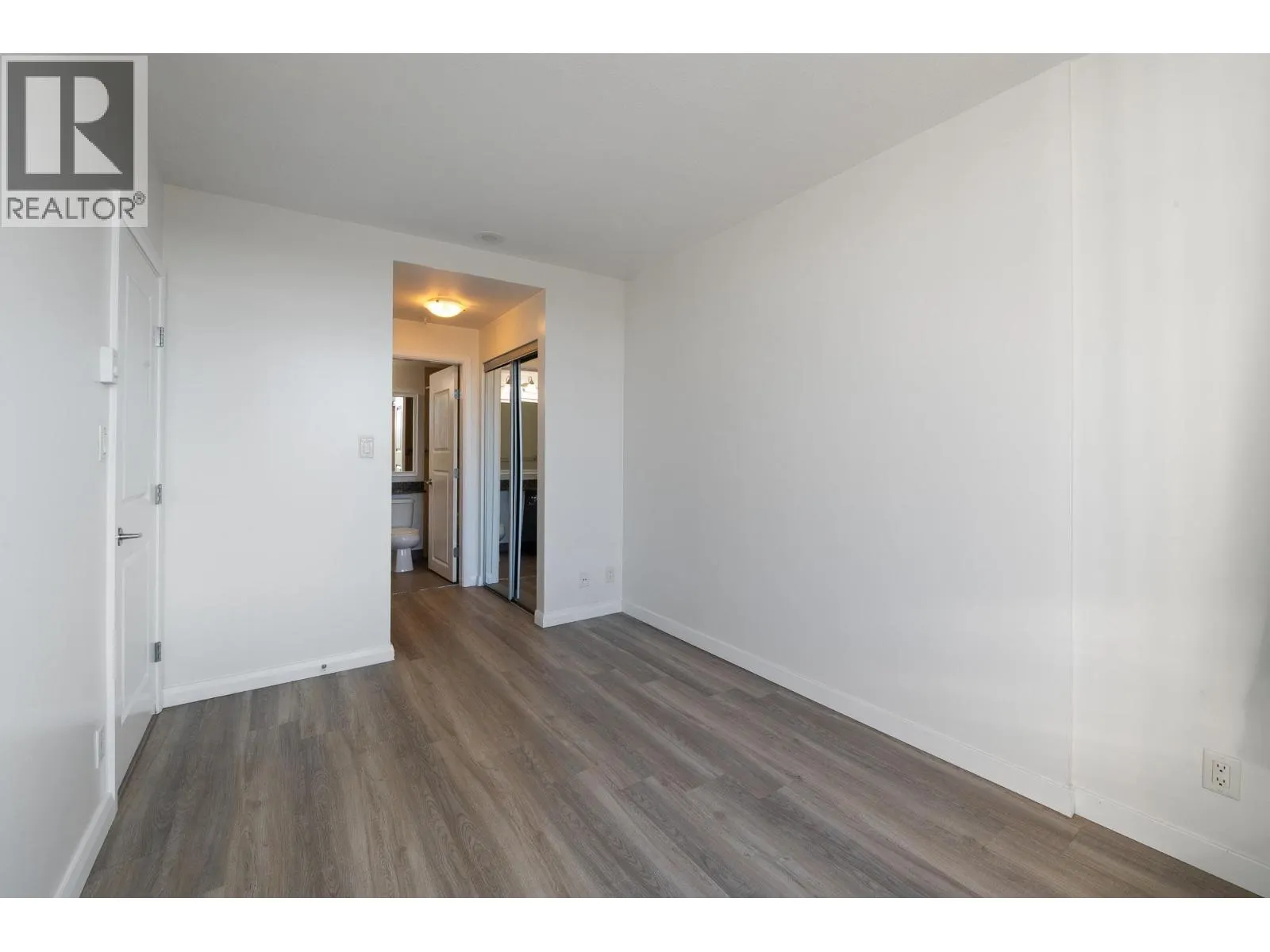 3106 898 CARNARVON STREET