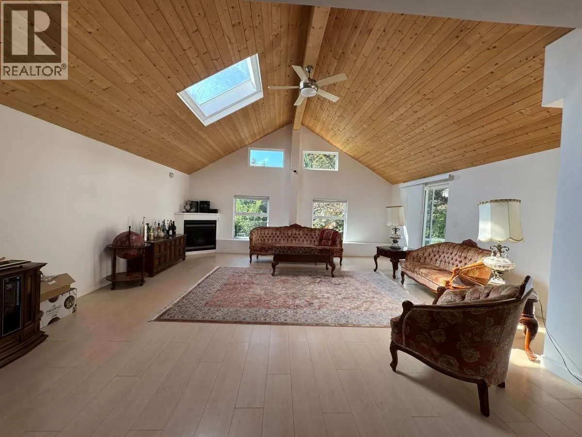 UPPER 23418 TAMARACK LANE