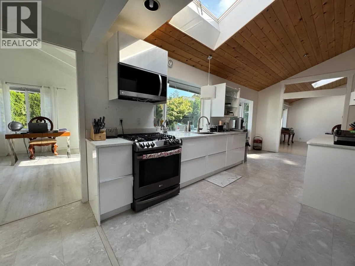 UPPER 23418 TAMARACK LANE