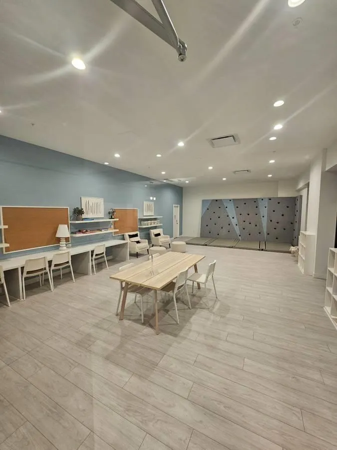 207 18811 72 AVE