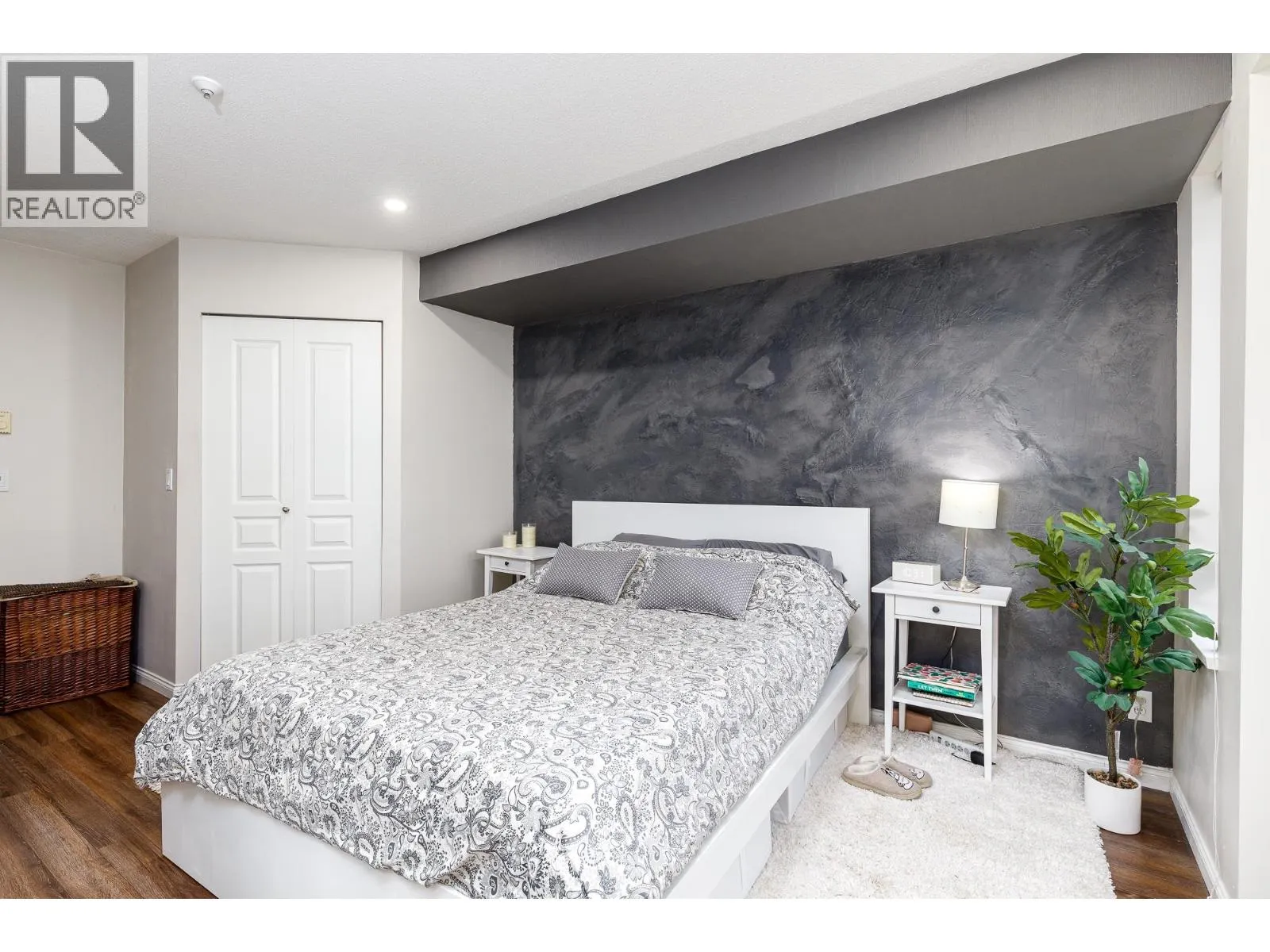 202 3033 TERRAVISTA PLACE