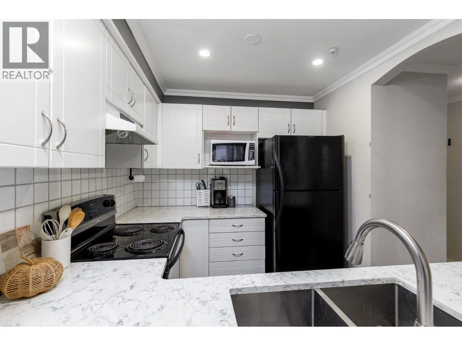 202 3033 TERRAVISTA PLACE