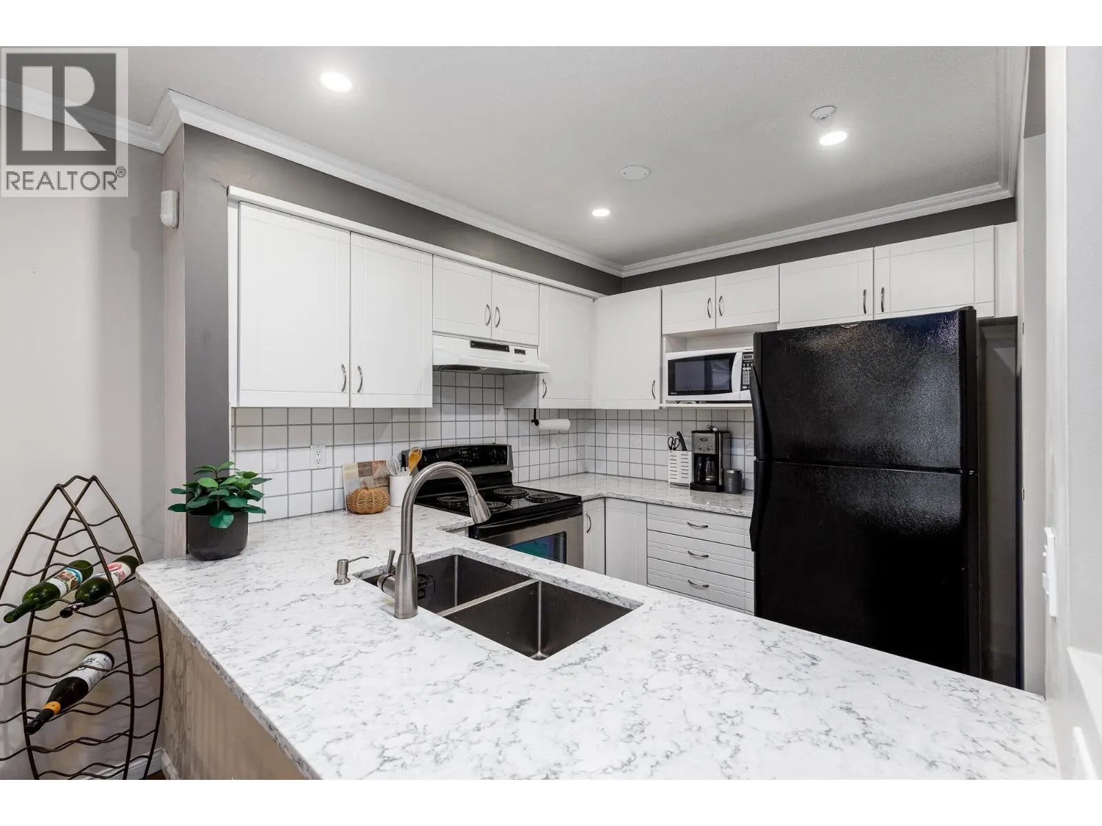 202 3033 TERRAVISTA PLACE