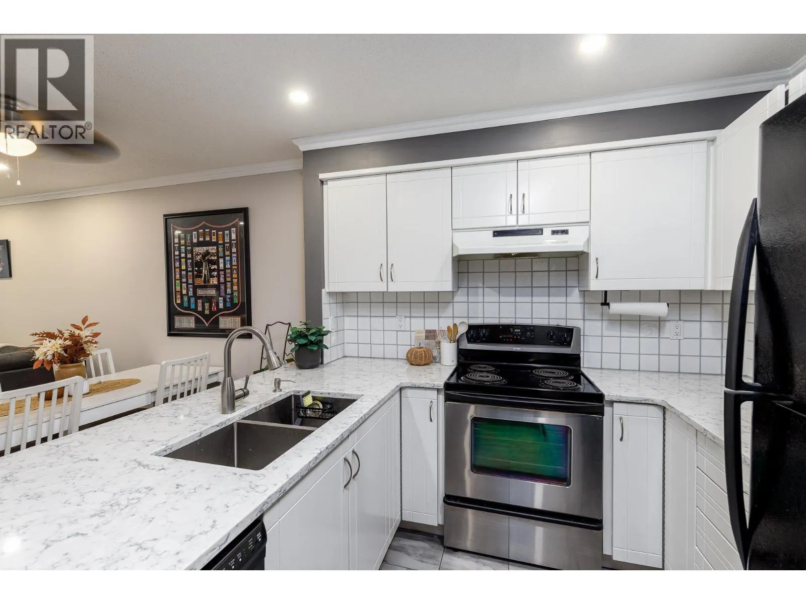 202 3033 TERRAVISTA PLACE