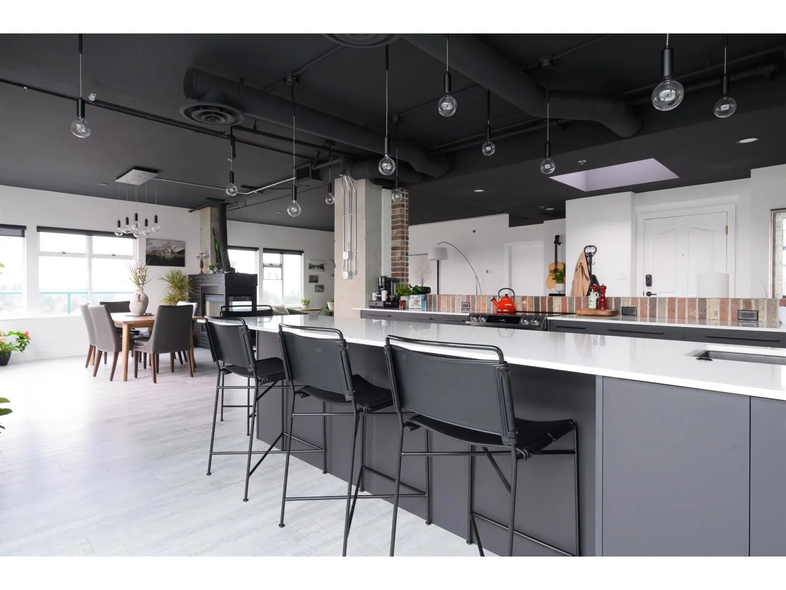1602 32440 SIMON AVENUE