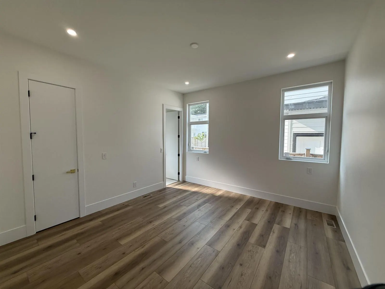 2711 202 STREET