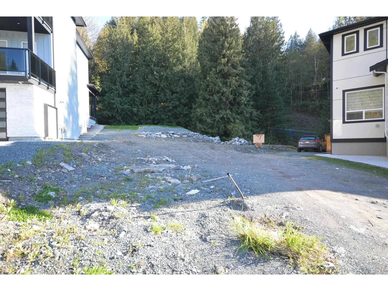 8593 FOREST GATE DRIVE|Eastern Hillsides
