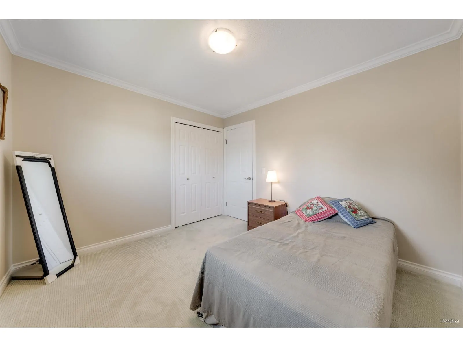 15303 28A AVENUE