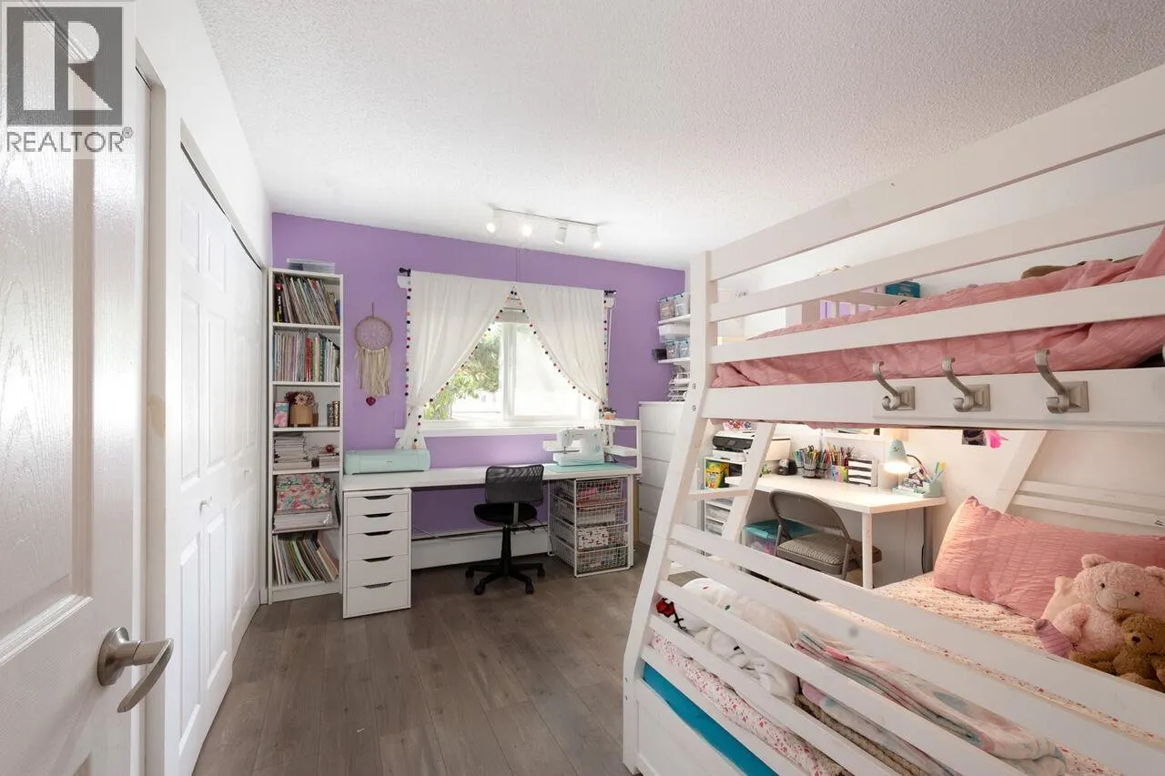 2765 WESTVIEW DRIVE