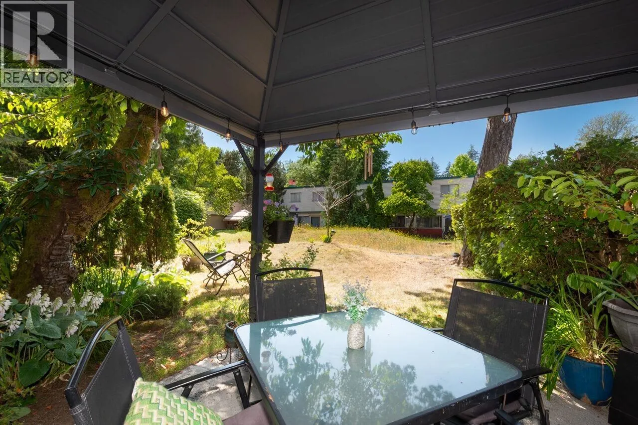 2765 WESTVIEW DRIVE