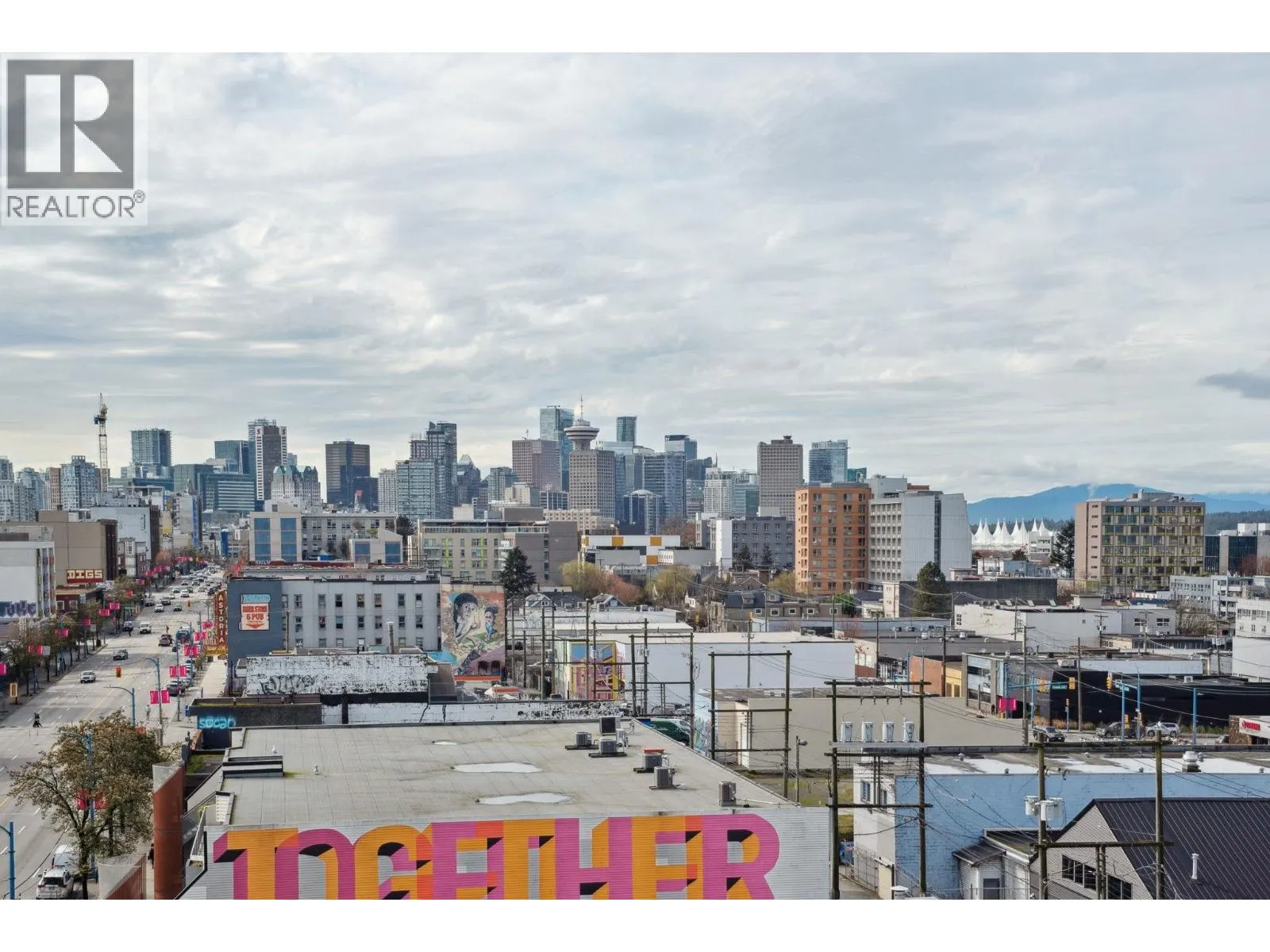 808 933 E HASTINGS STREET