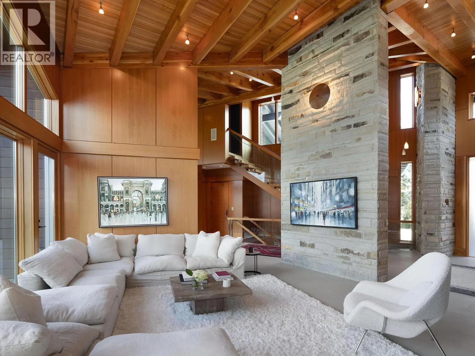 3855 SUNRIDGE COURT