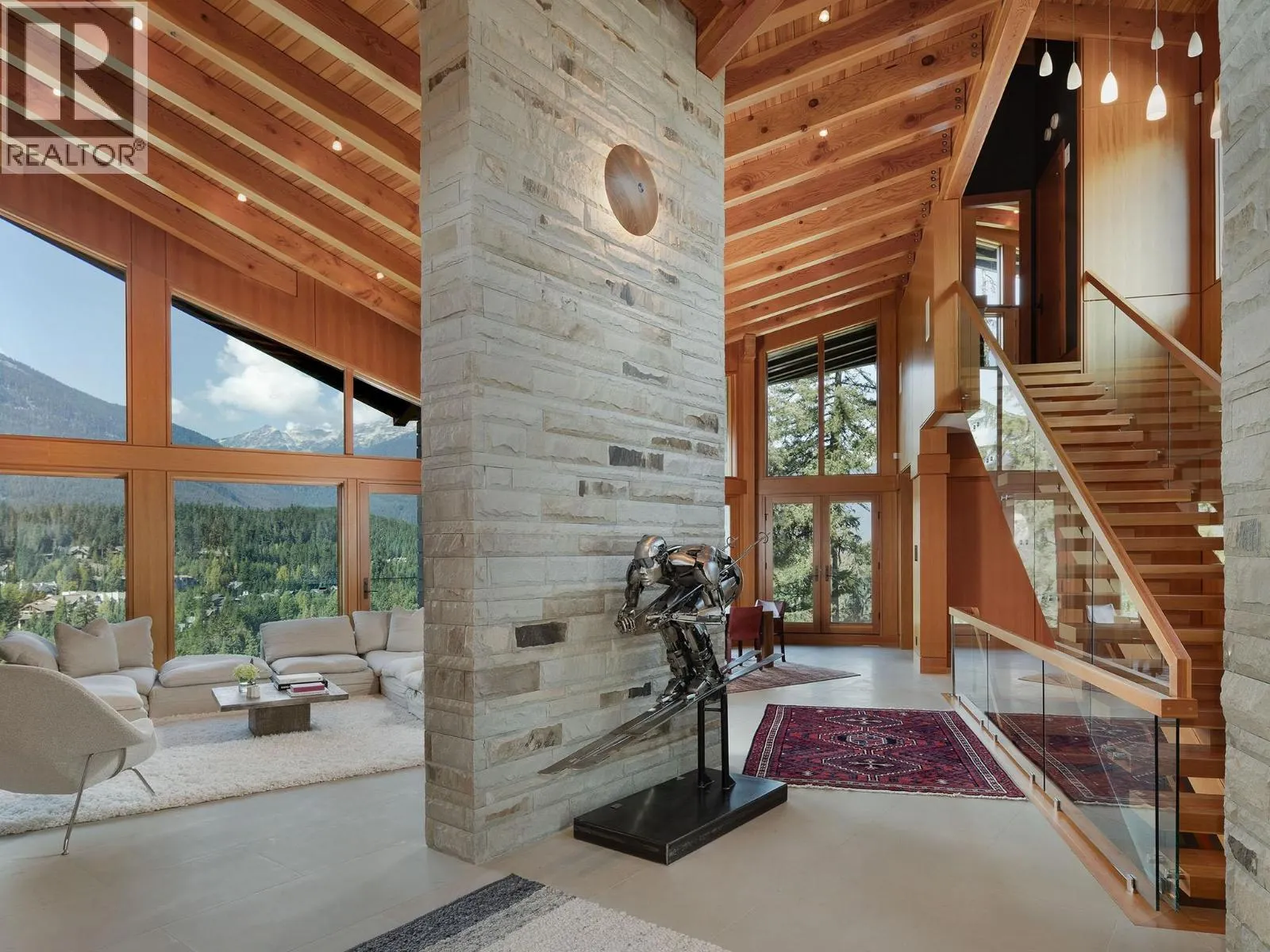 3855 SUNRIDGE COURT