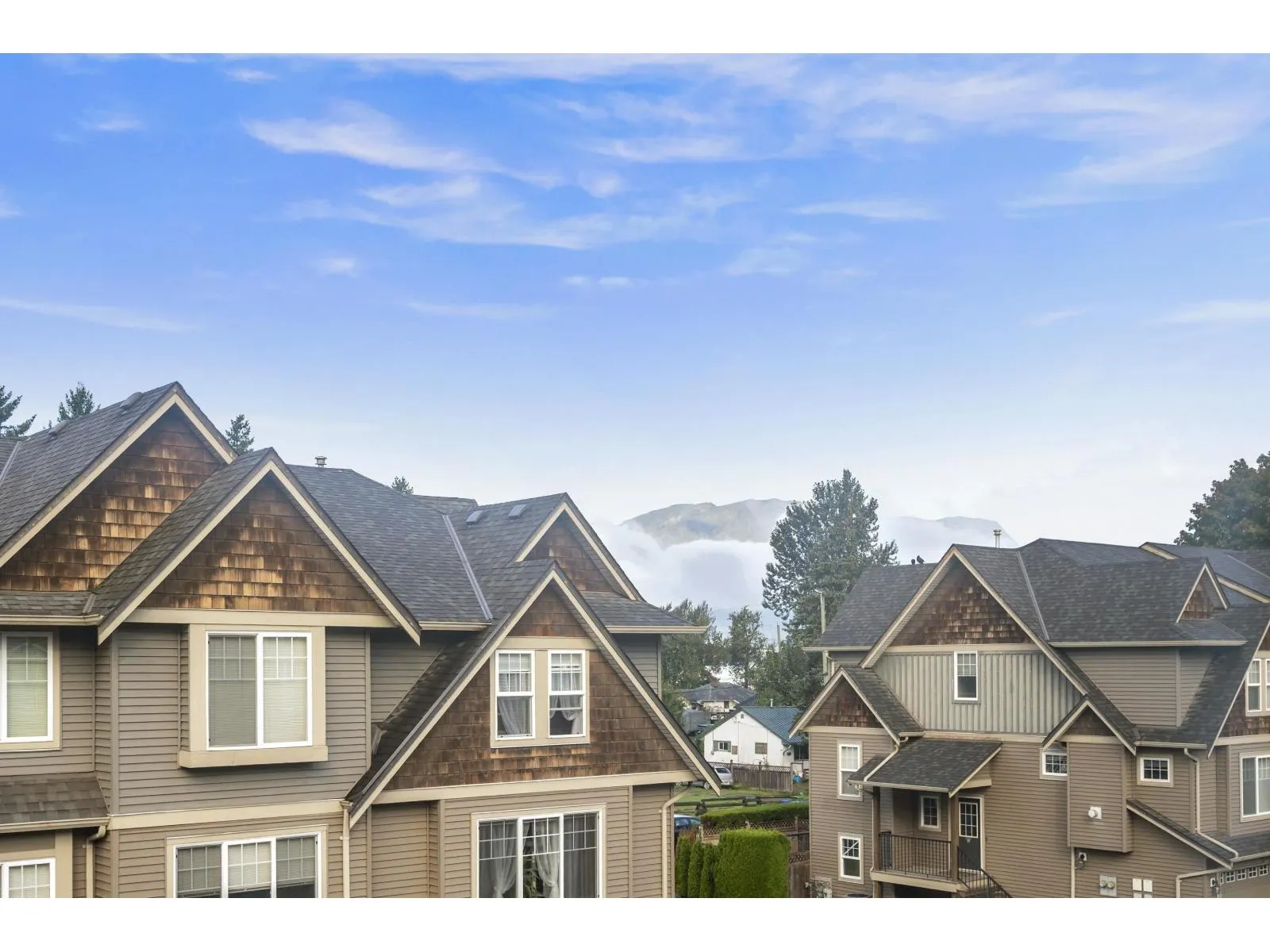 16 8830 NOWELL STREET|Chilliwack Proper South