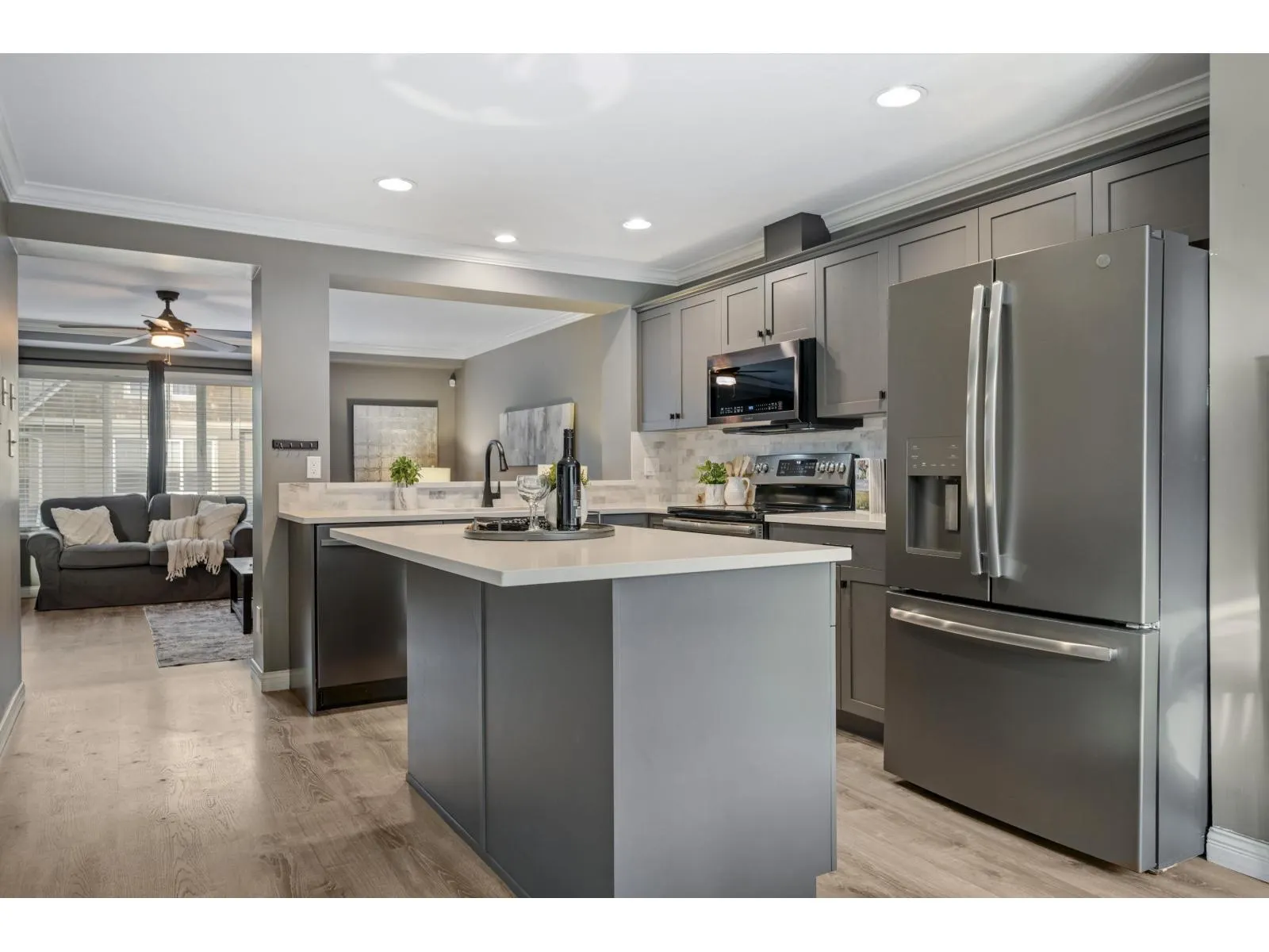 16 8830 NOWELL STREET|Chilliwack Proper South