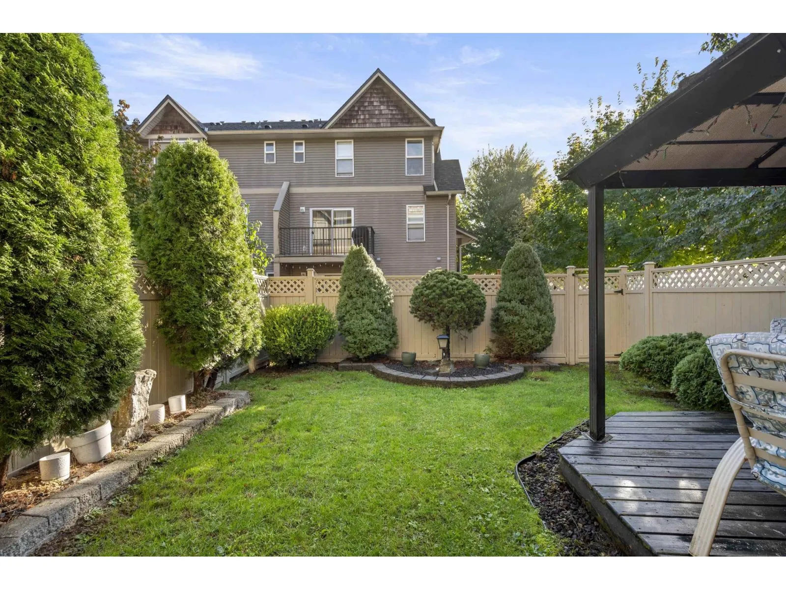 16 8830 NOWELL STREET|Chilliwack Proper South