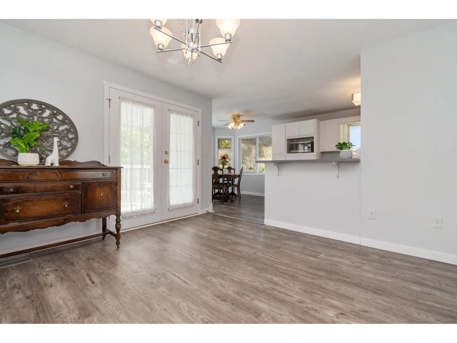 63740 ROSEWOOD AVENUE|Hope