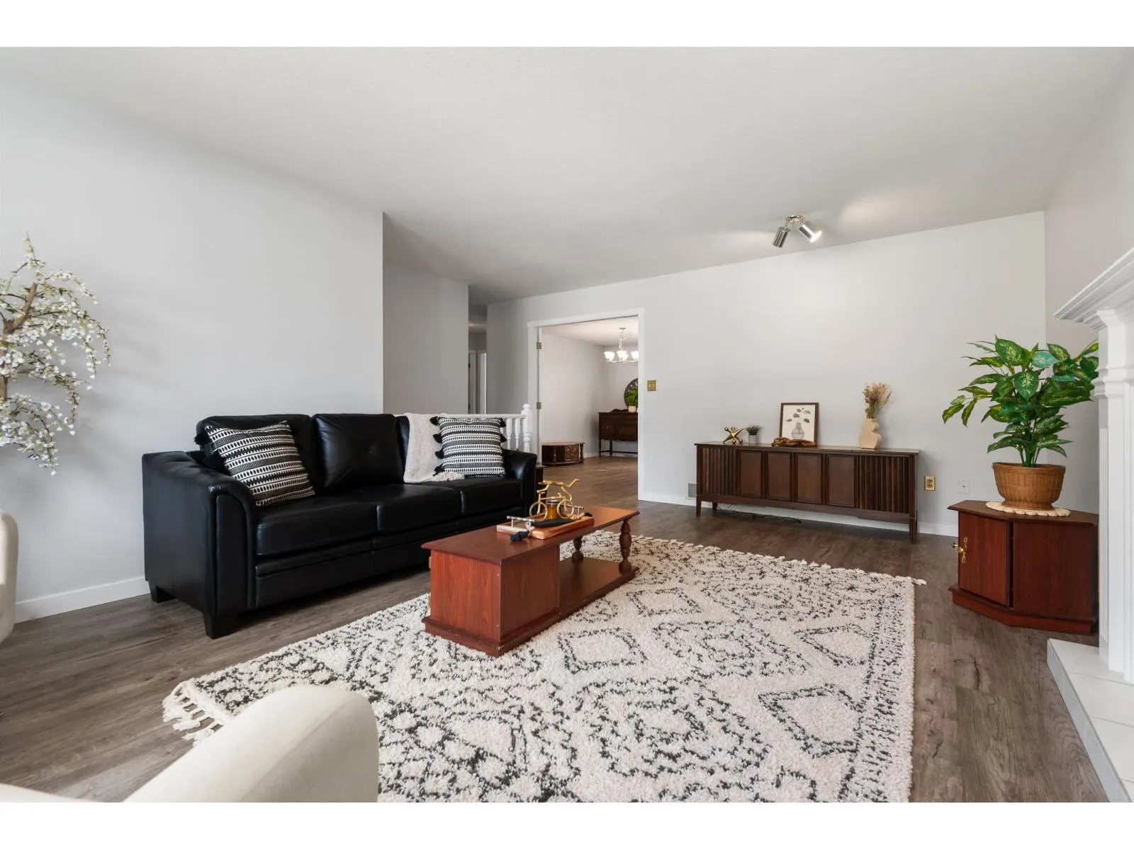 63740 ROSEWOOD AVENUE|Hope
