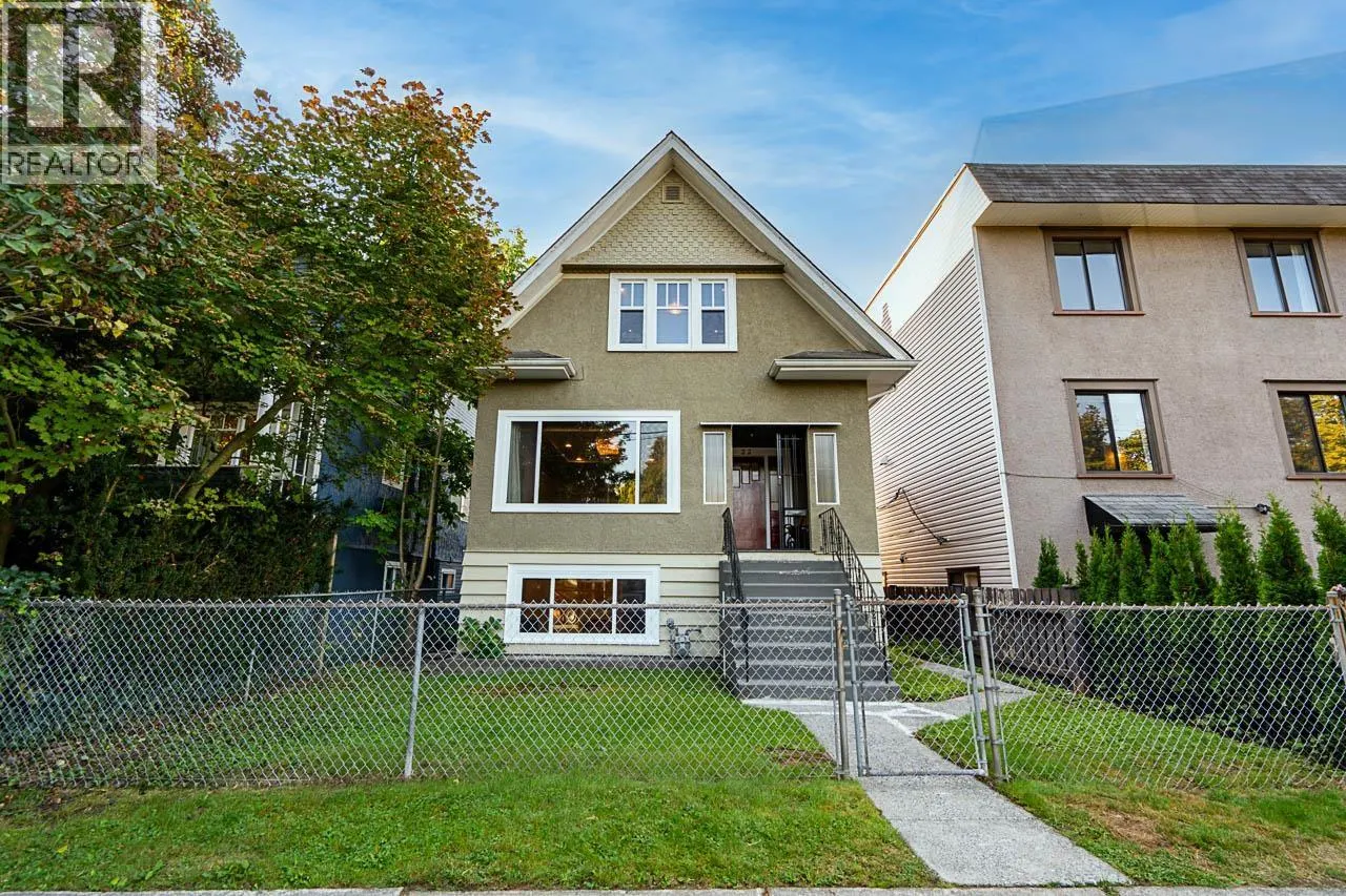 22 E 18TH AVENUE