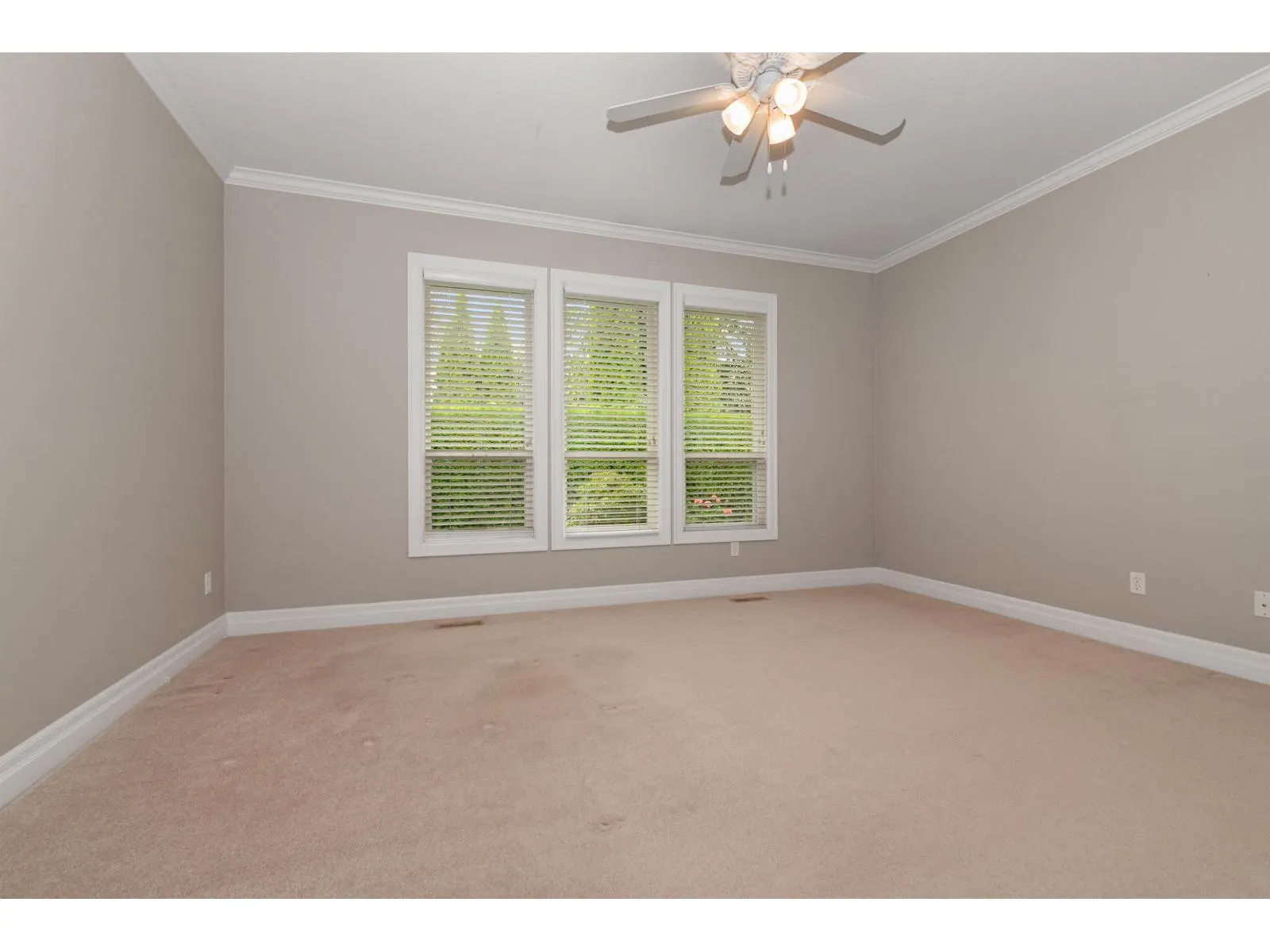 2 46271 RIVERSIDE DRIVE|Chilliwack Proper East