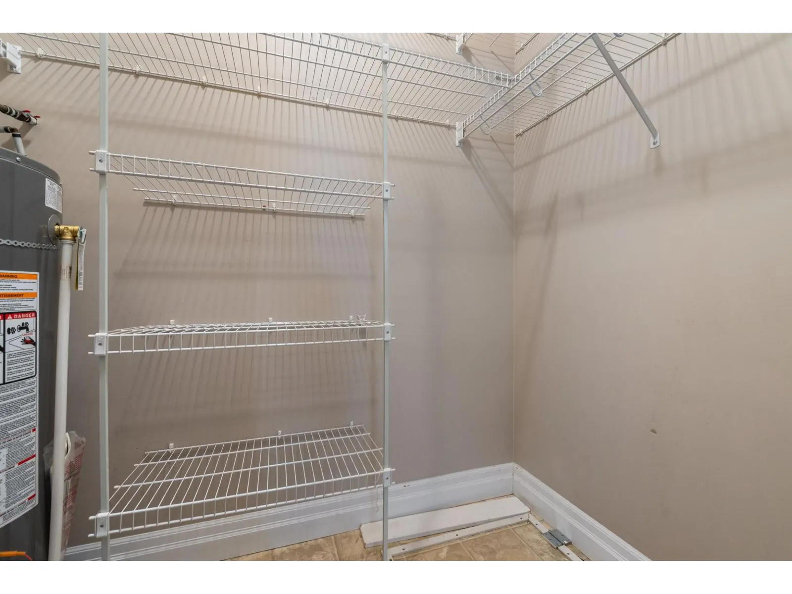 2 46271 RIVERSIDE DRIVE|Chilliwack Proper East