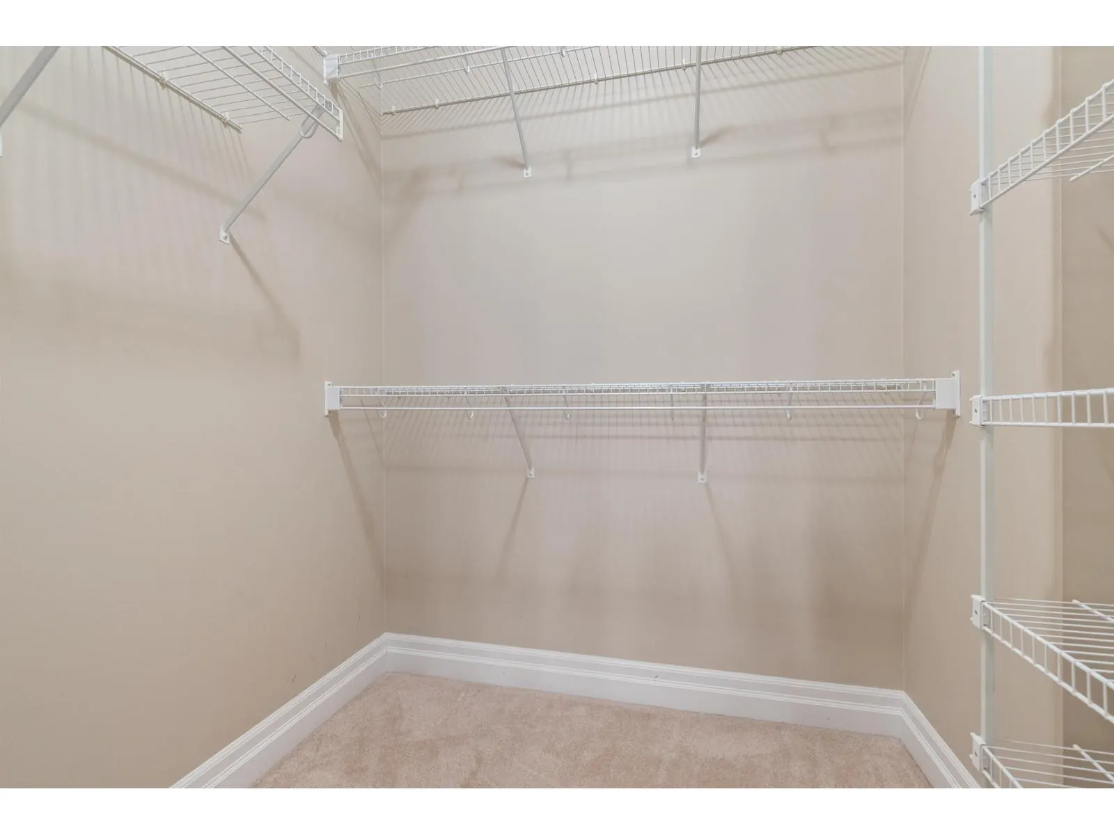 2 46271 RIVERSIDE DRIVE|Chilliwack Proper East