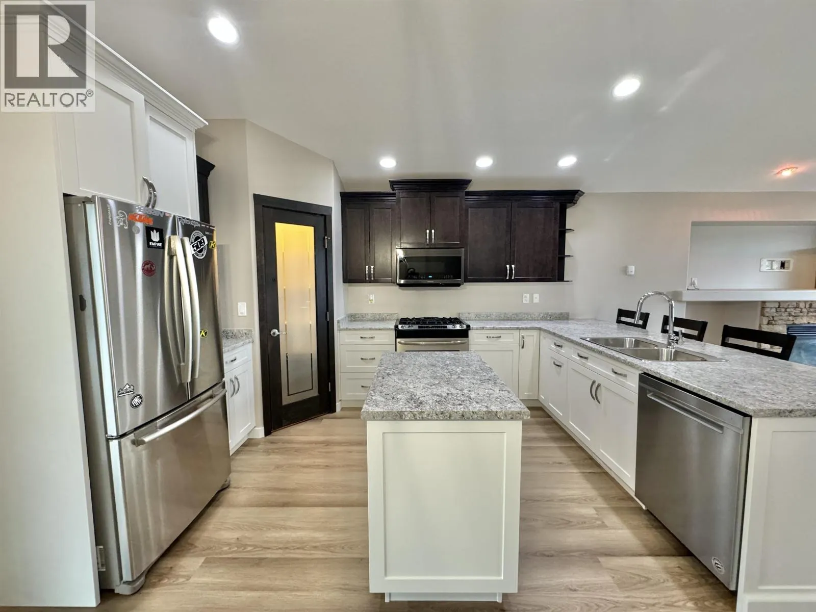 97 EAGLE CRESCENT