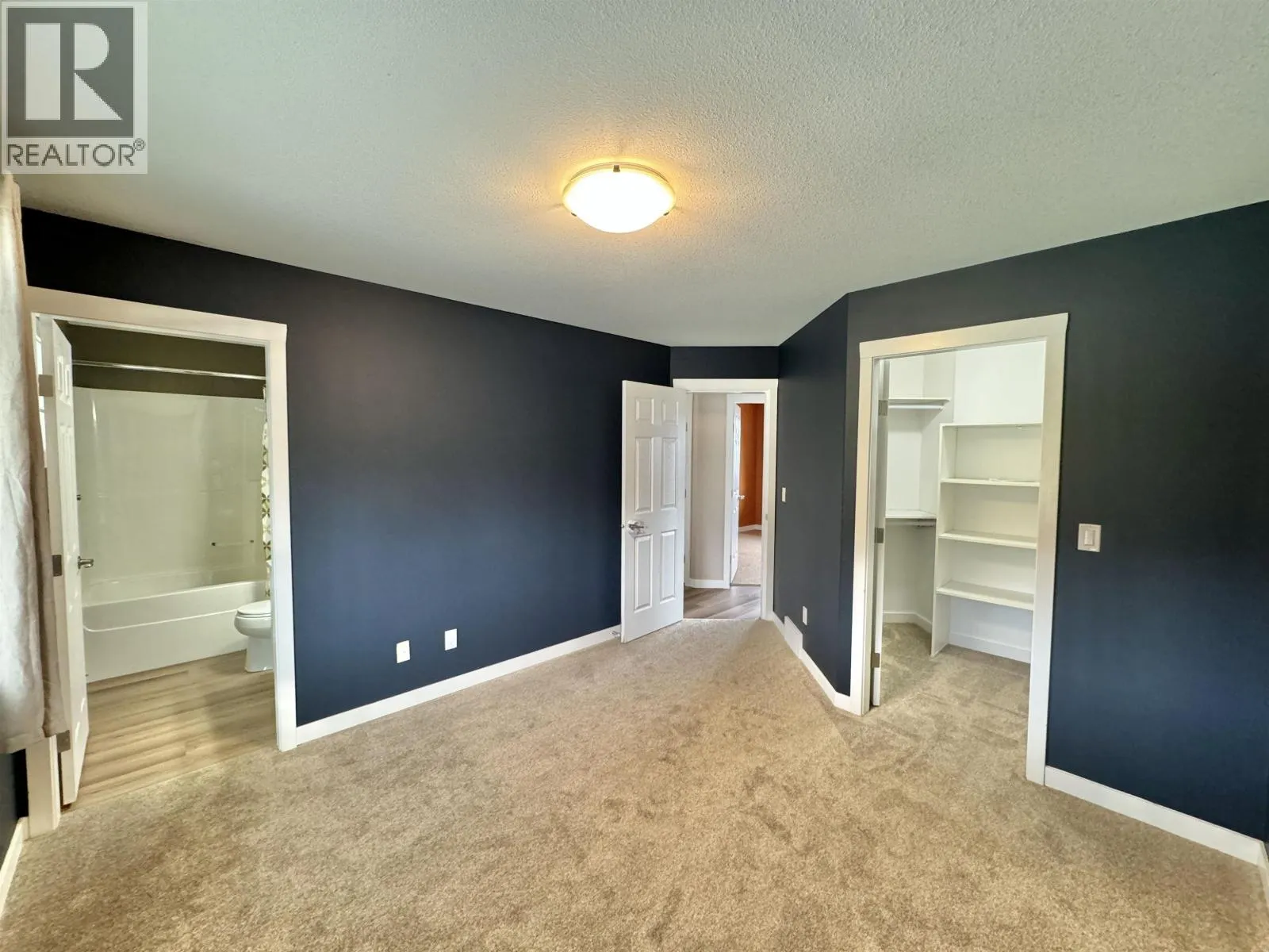 97 EAGLE CRESCENT
