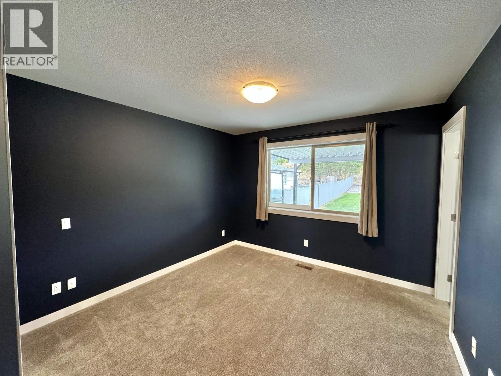 97 EAGLE CRESCENT