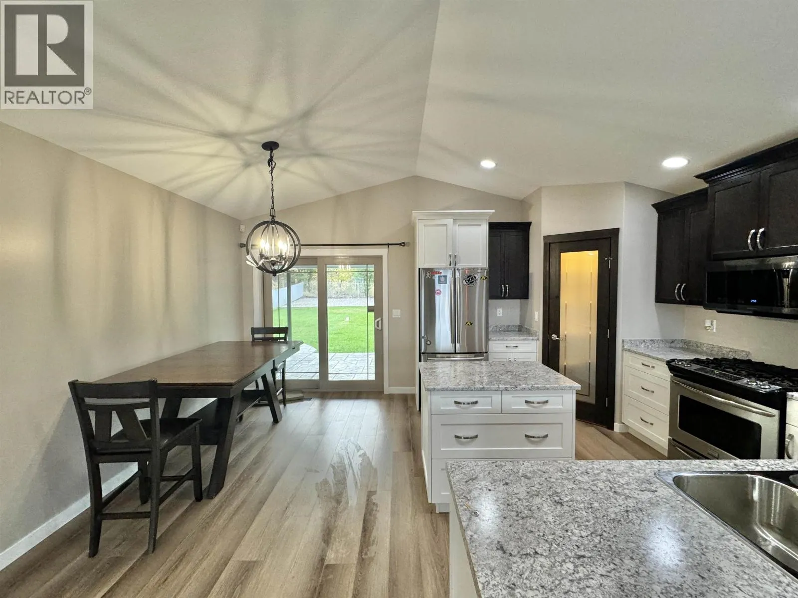 97 EAGLE CRESCENT