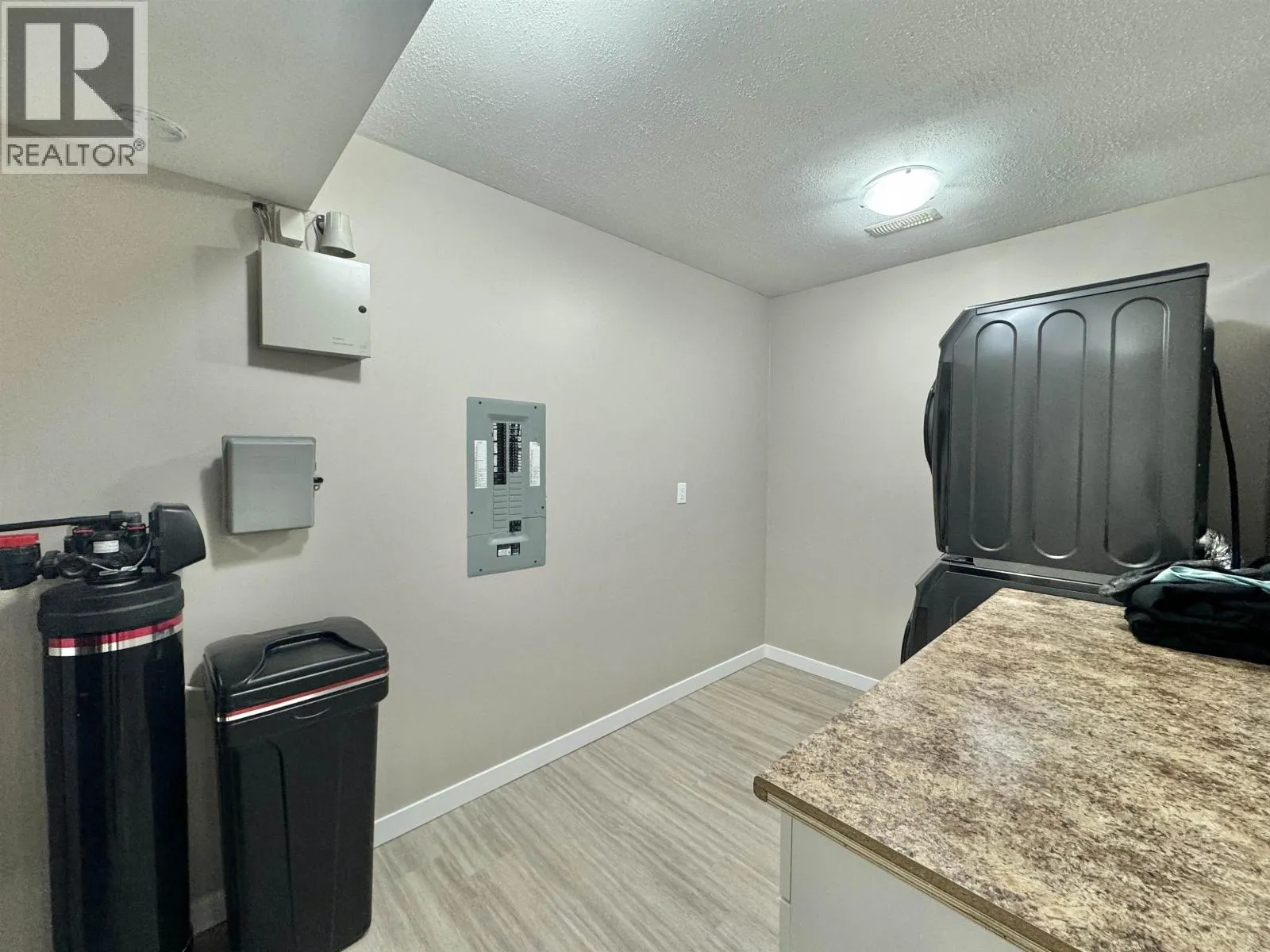 97 EAGLE CRESCENT