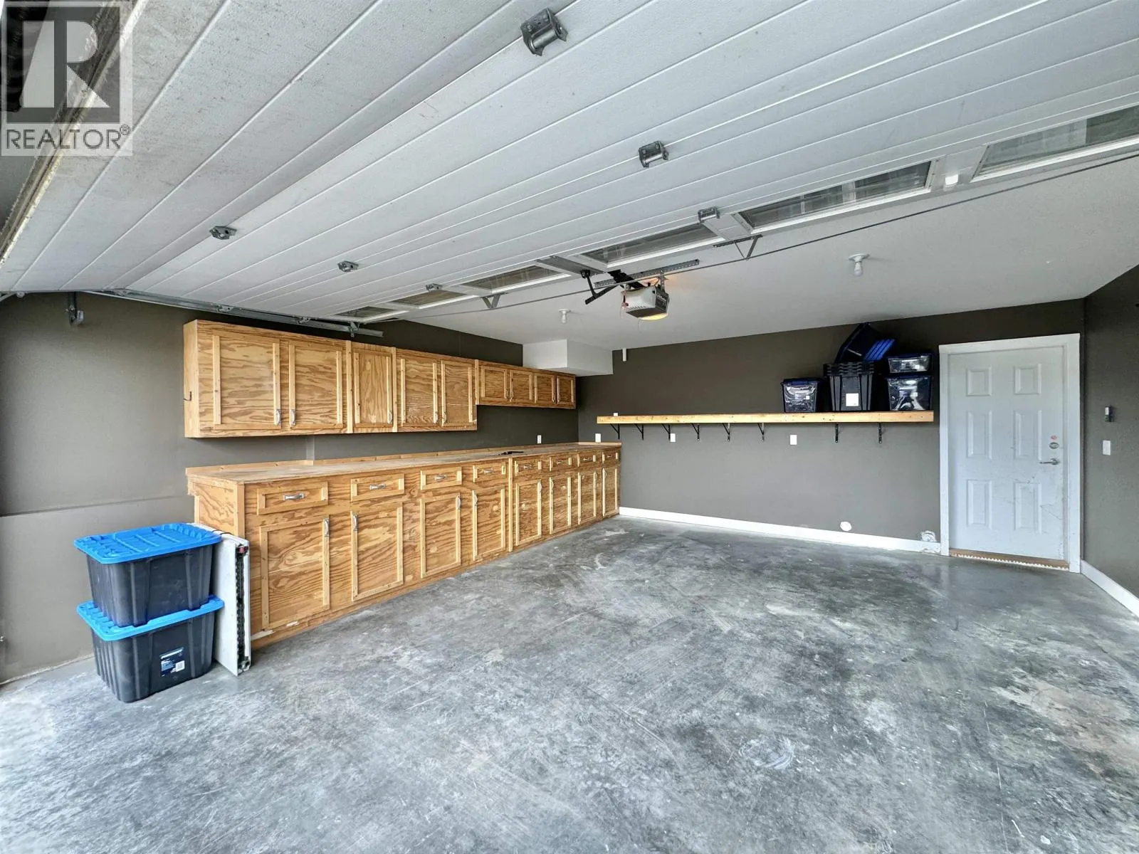 97 EAGLE CRESCENT