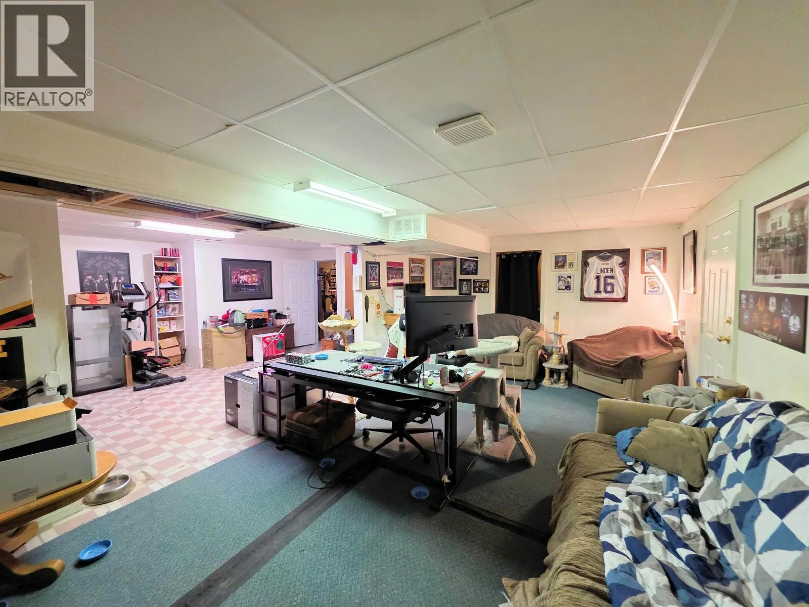 3460 ROBIN ROAD