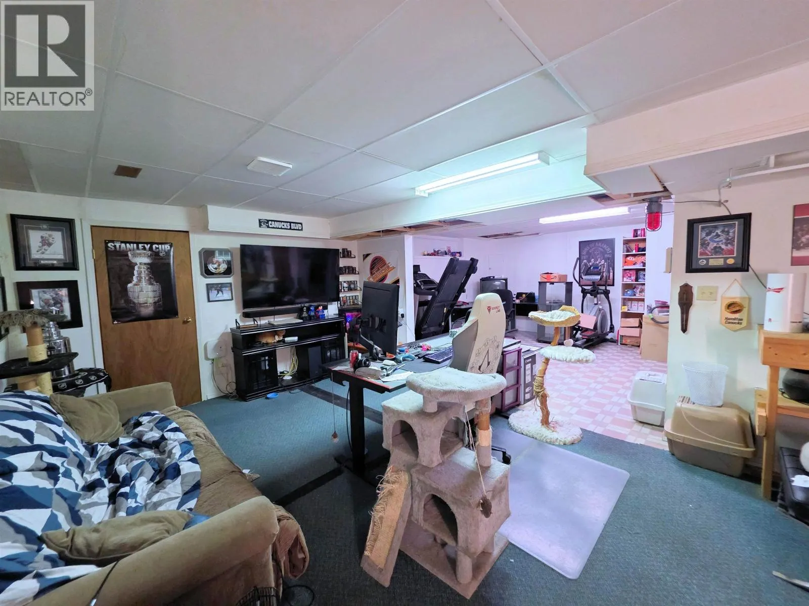 3460 ROBIN ROAD
