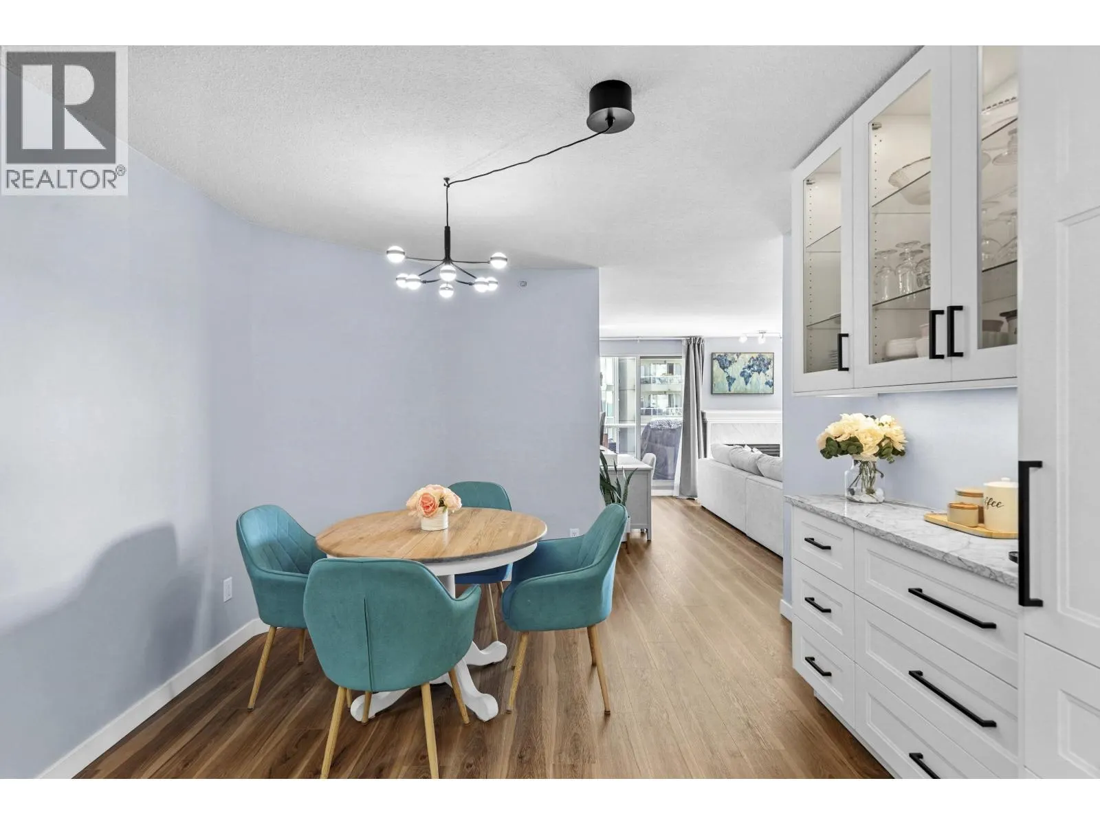 1207 1185 QUAYSIDE DRIVE