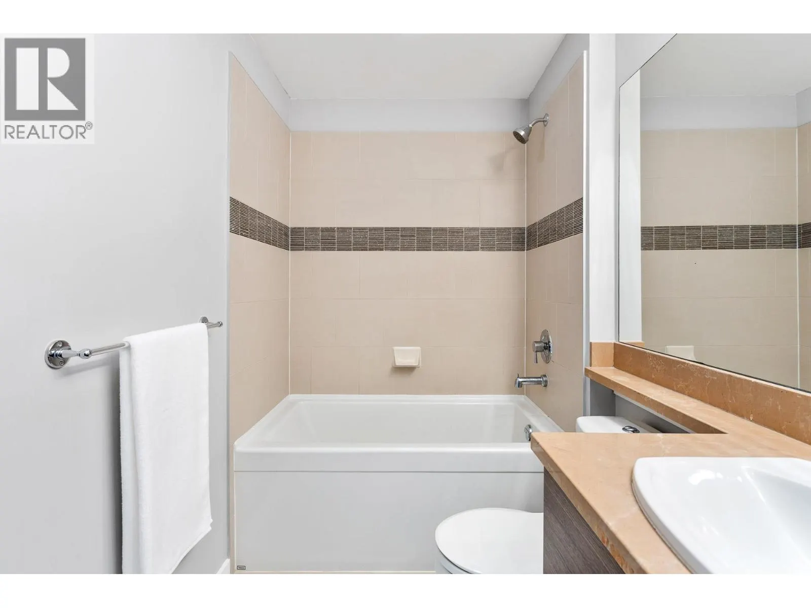 409 1153 KENSAL PLACE