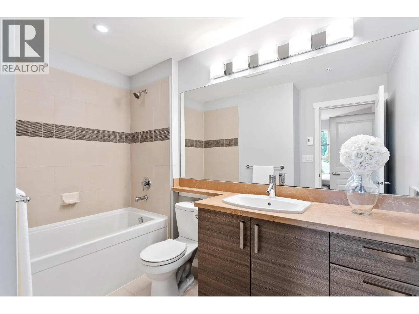 409 1153 KENSAL PLACE