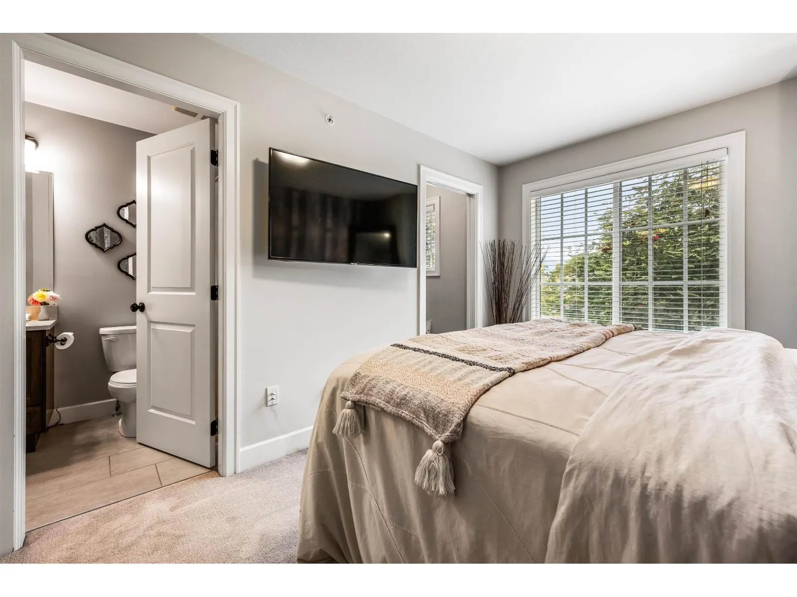 5 45526 TAMIHI WAY|Garrison Crossing