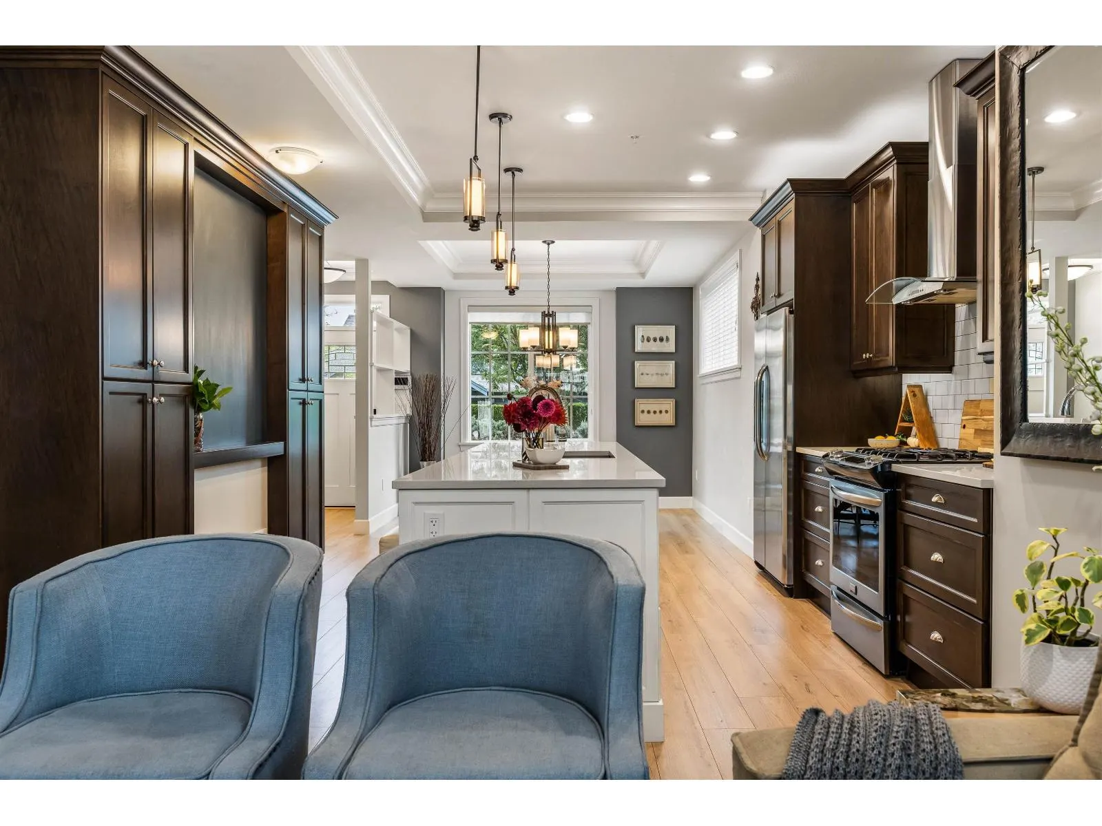 5 45526 TAMIHI WAY|Garrison Crossing