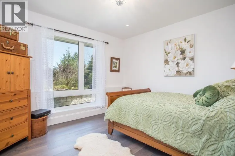 1812 CARDINAL CRESCENT