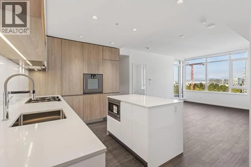 1107 6500 MINORU STREET