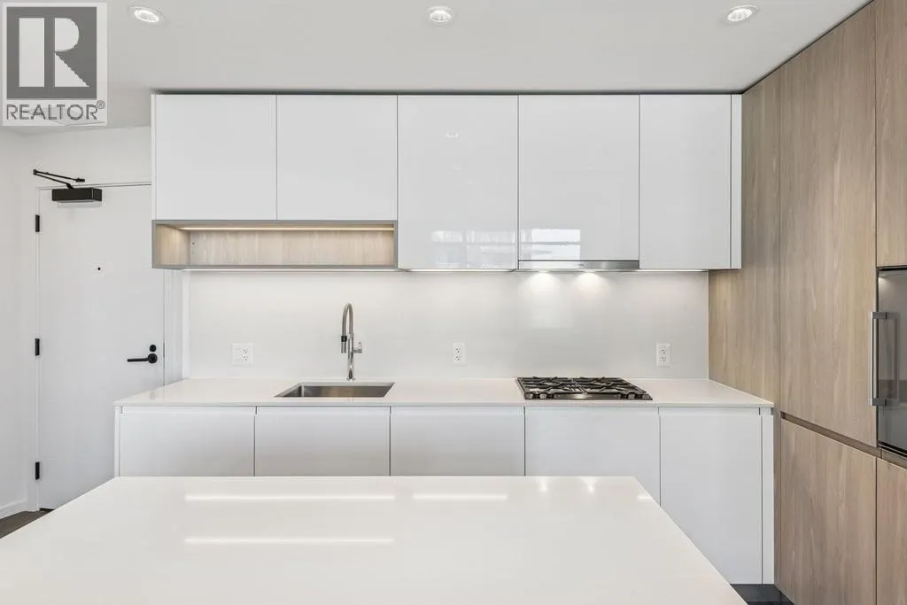 1107 6500 MINORU STREET