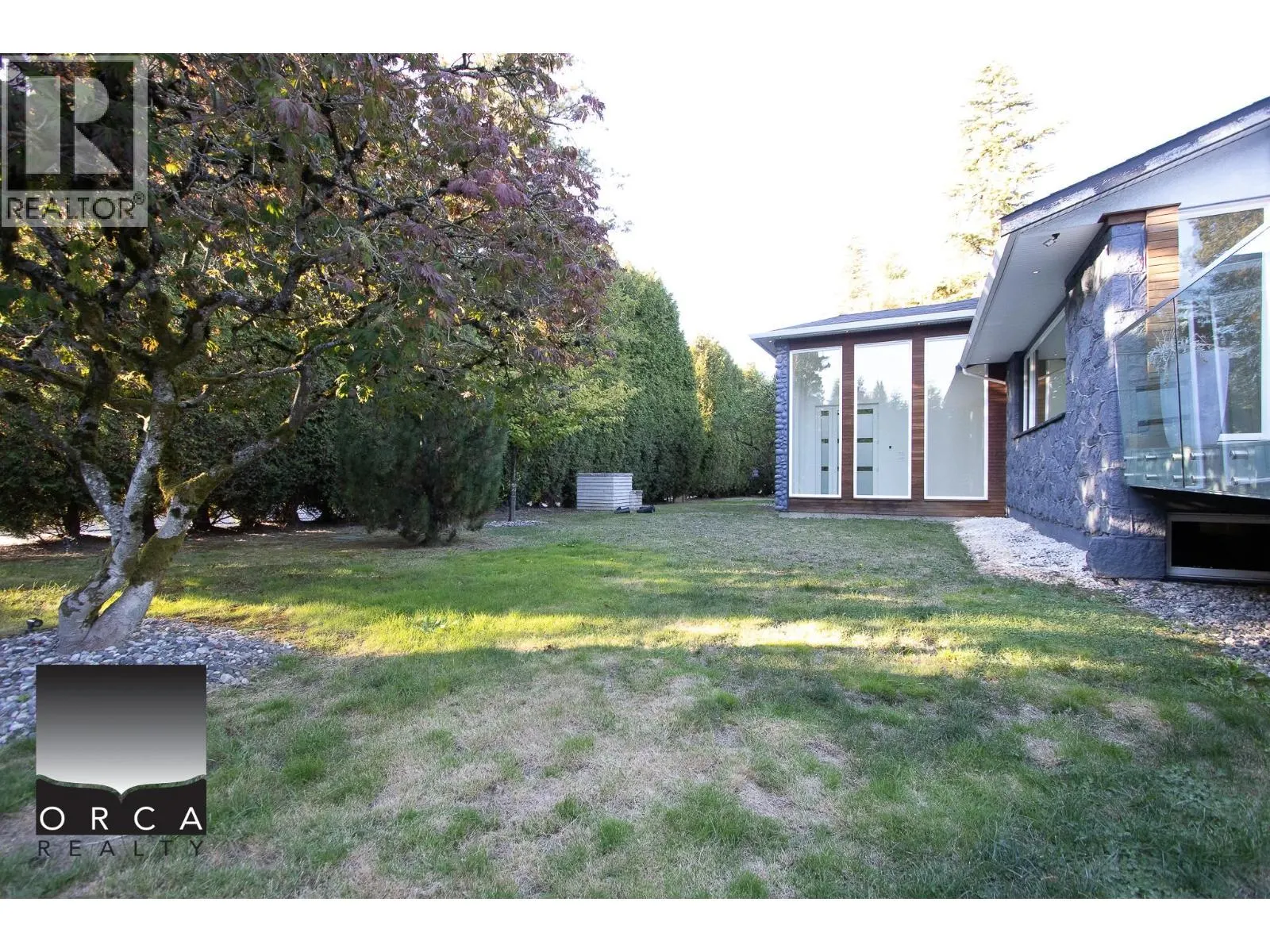 3998 Granville VANCOUVER