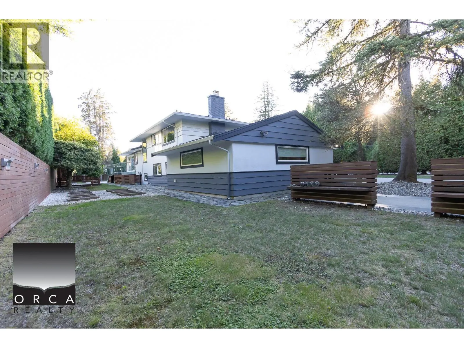 3998 Granville VANCOUVER