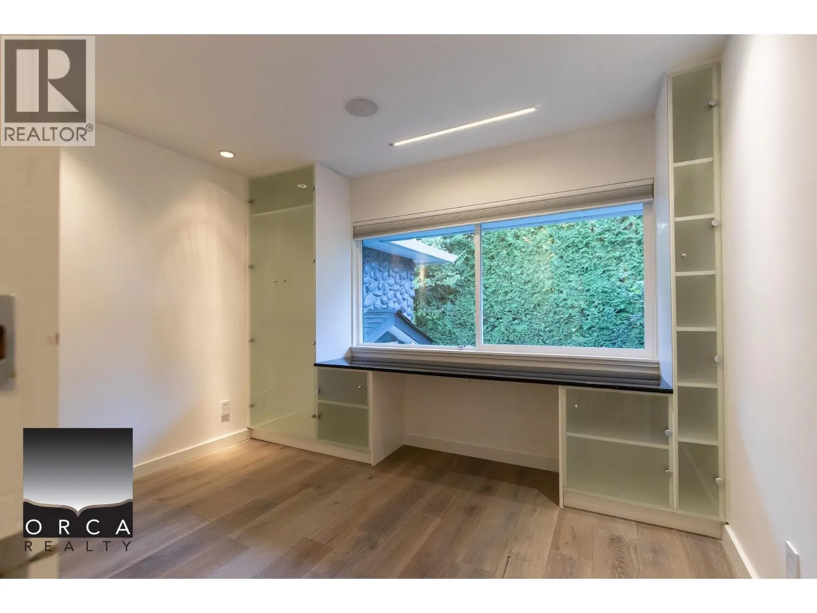 3998 Granville VANCOUVER