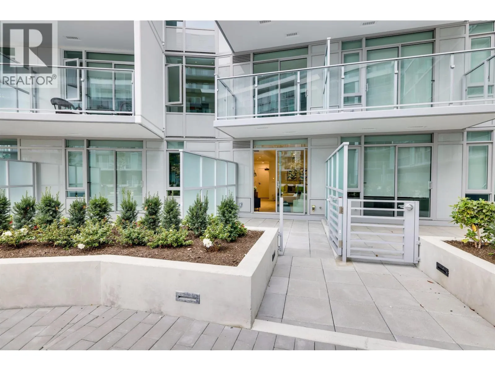 448 6500 MINORU BOULEVARD