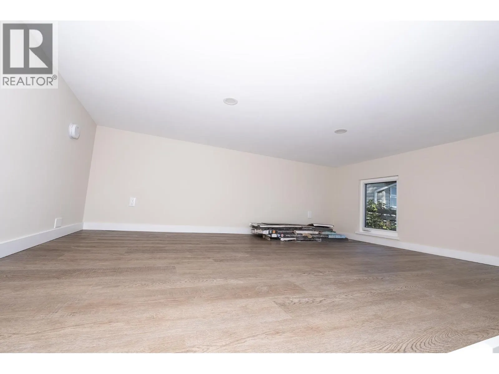 5977 SHOAL WAY